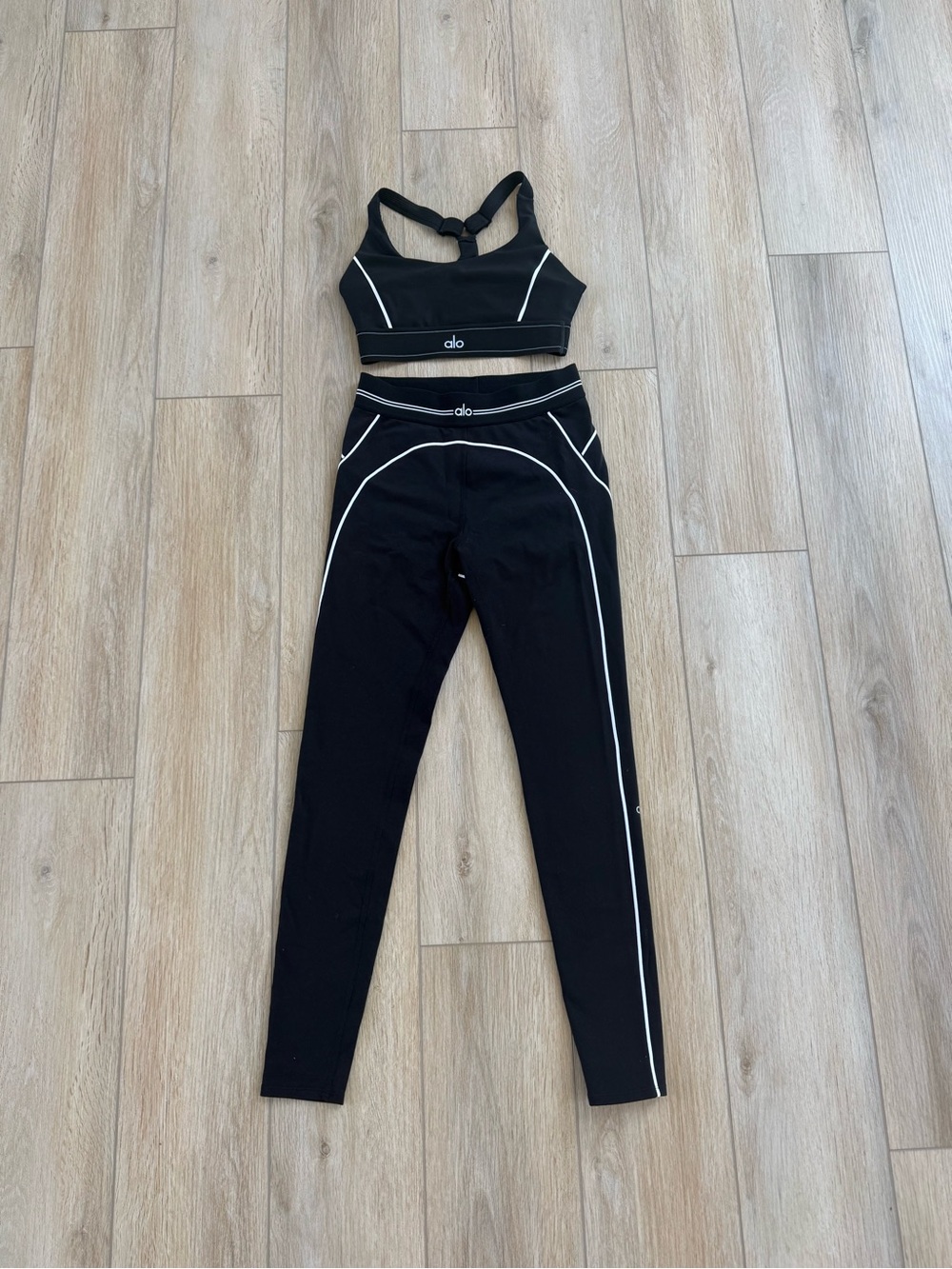 ALO Yoga Black Leggings & Sports Bra Set with White Piping